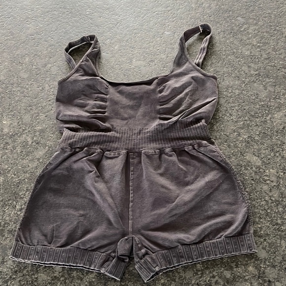 Free People Good Karma Runsie washed black XS/S strappy top BNWOT - Picture 6 of 8